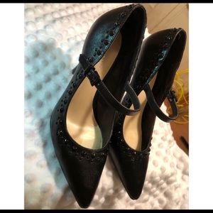 SOLD! Black leather heel (size 6)